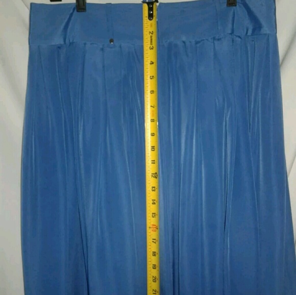 T Tahari Blue Knee Length Skirt Size 12 - Picture 3 of 8